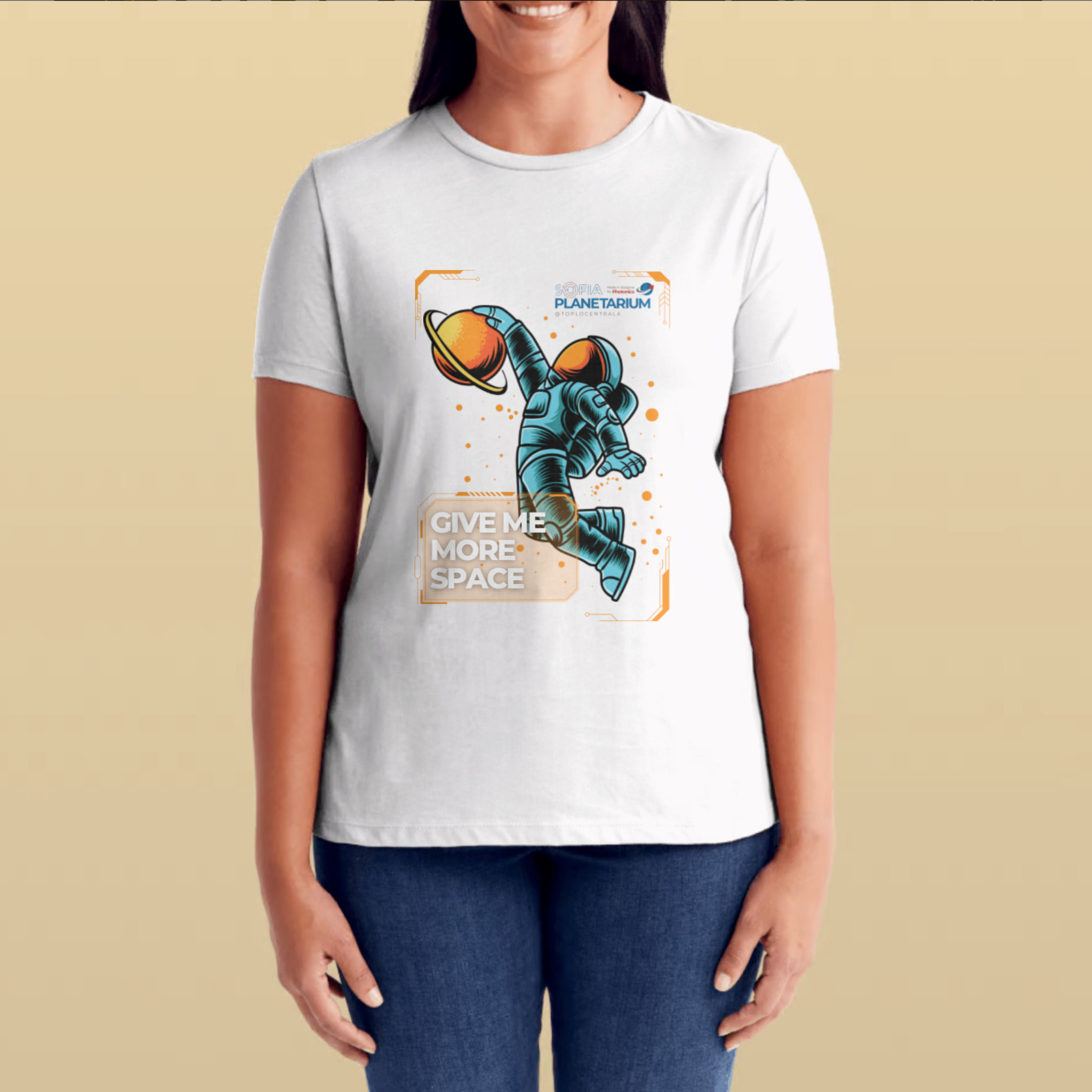 Женска тениска - GIVE ME MORE SPACE